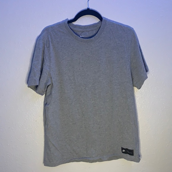 Nike Other - Men’s Grey The Nike Tee Size Large